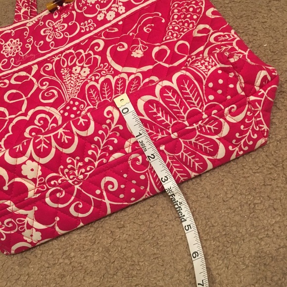 Vera Bradley Tote - Picture 7 of 7
